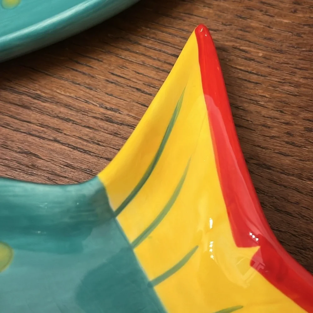 4 Foreside Vintage Colorful Fish Shaped Ceramic Plates